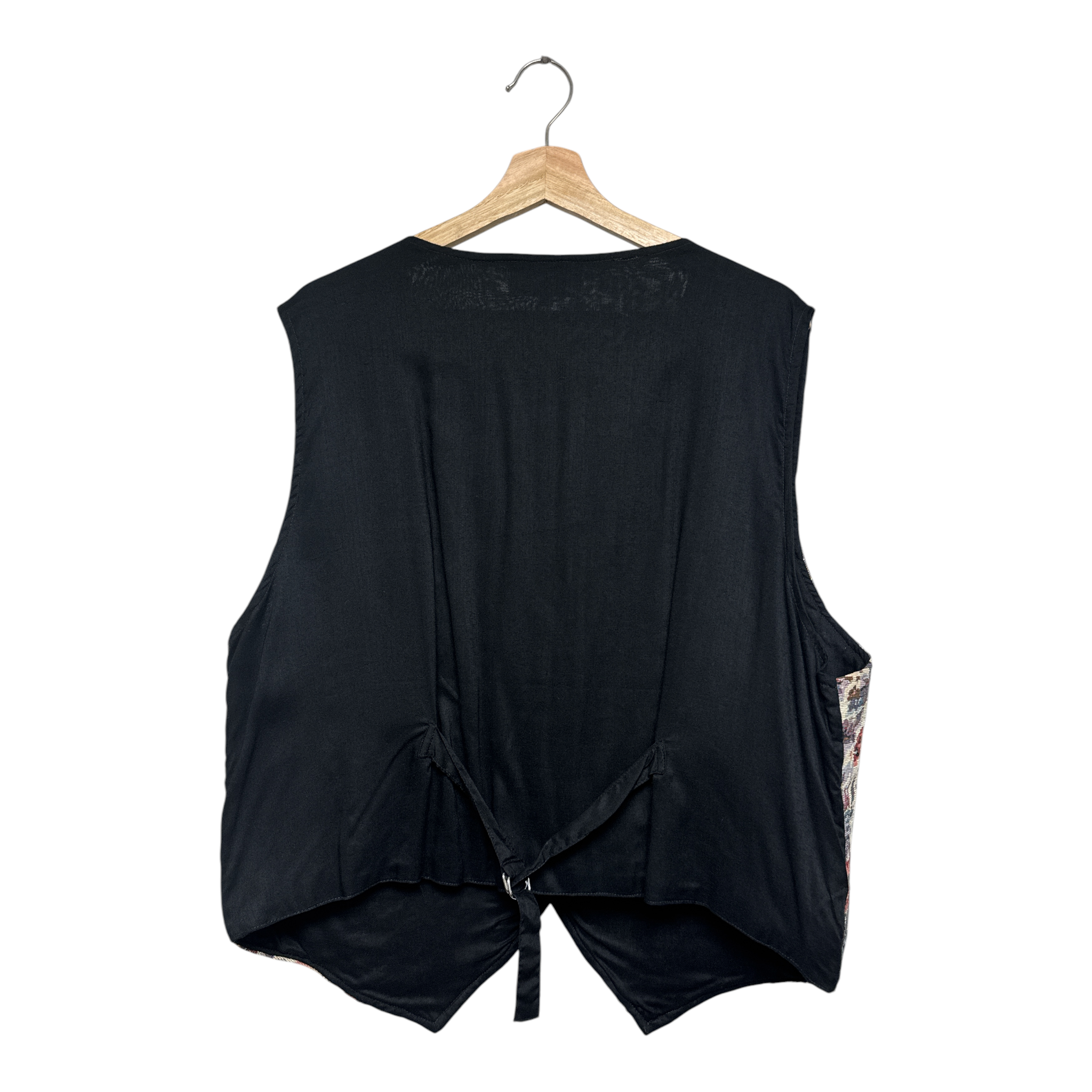 VINTAGE TAPESTRY VEST-2