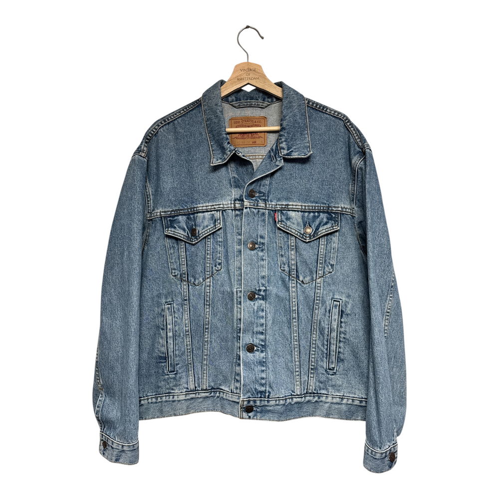 VINTAGE LEVIS DENIM JACKET