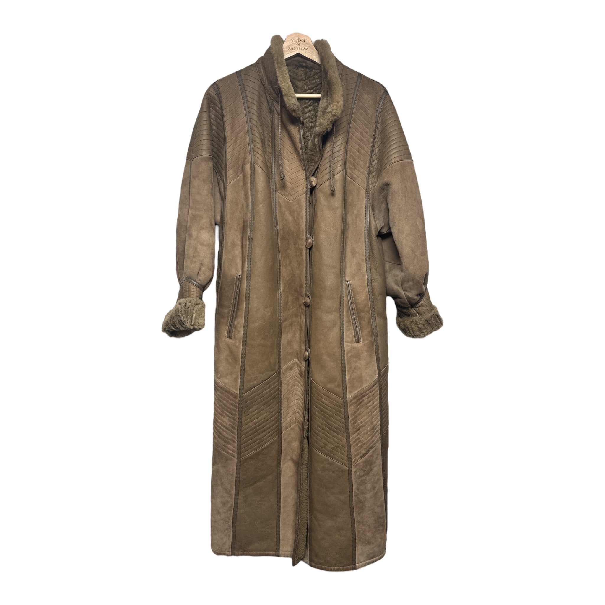 VINTAGE SHEARLING COAT