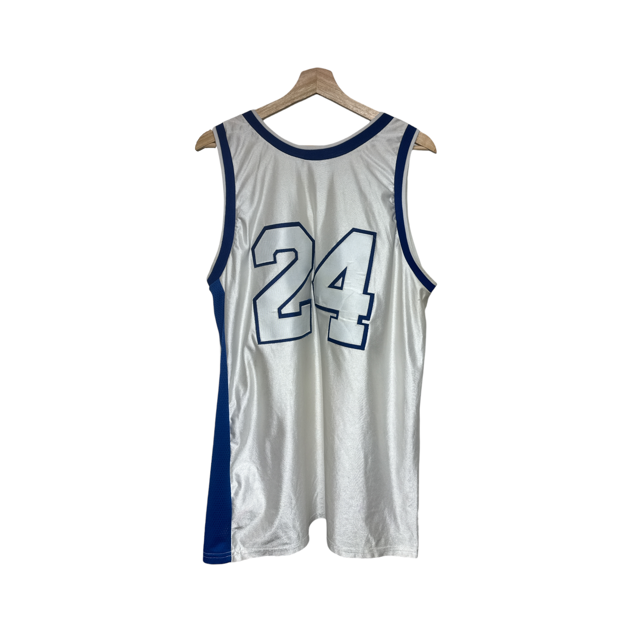 VINTAGE BASKETBALL JERSEY